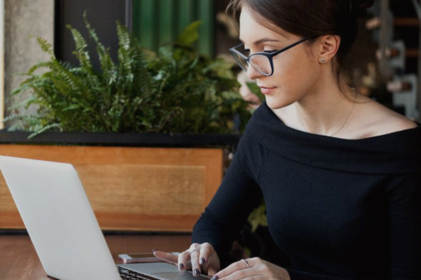 10 TIPS TO KEEP YOUR LAPTOP IN SHAPE