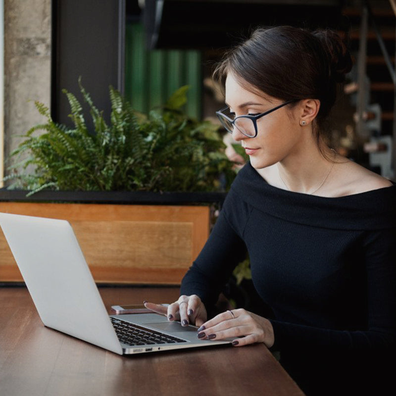 10 TIPS TO KEEP YOUR LAPTOP IN SHAPE