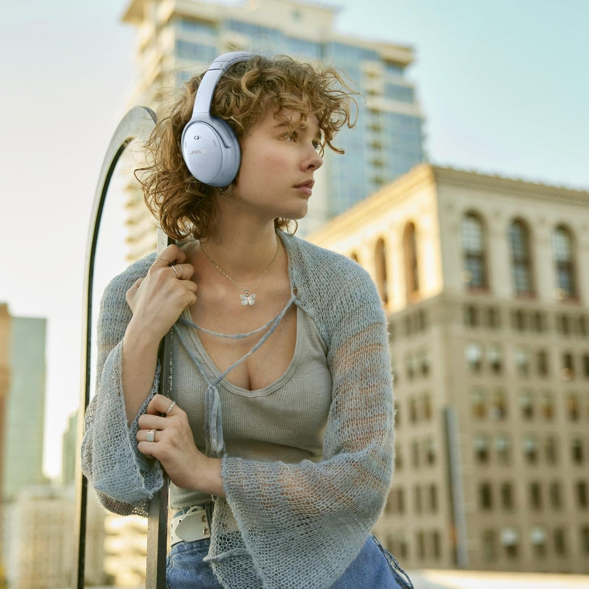 Bose QuietComfort Wireless Over-Ear Active Noise Canceling Headphones MOONSTONE BLUE : Bluetooth 5.1, Hybrid Noise Canceling Technology, 24Hr Playback, Plush Earcups